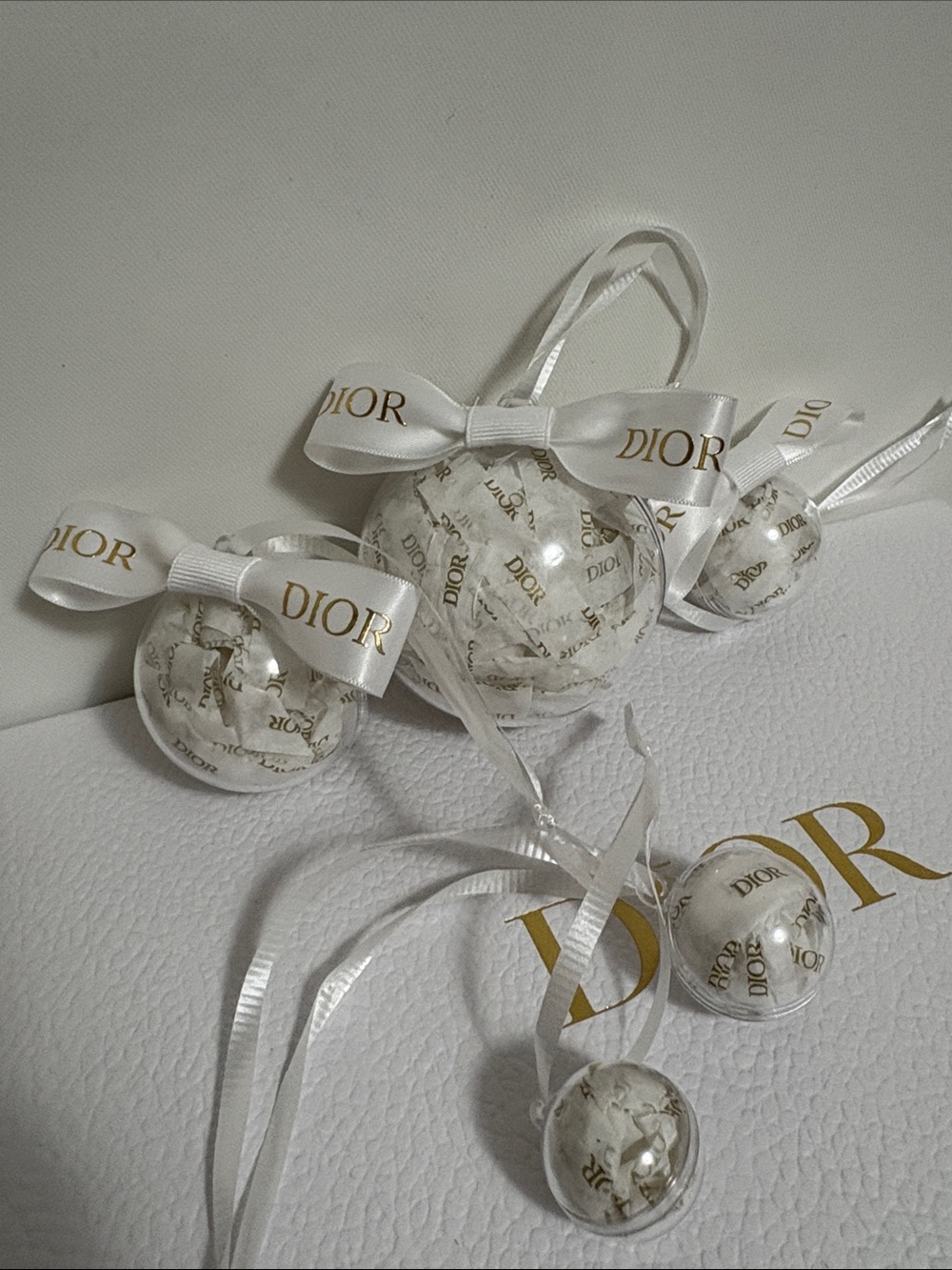 Dior Christmas Ornaments - Set of 5 mixed sizes plastic ornaments - Picture 2 of 5